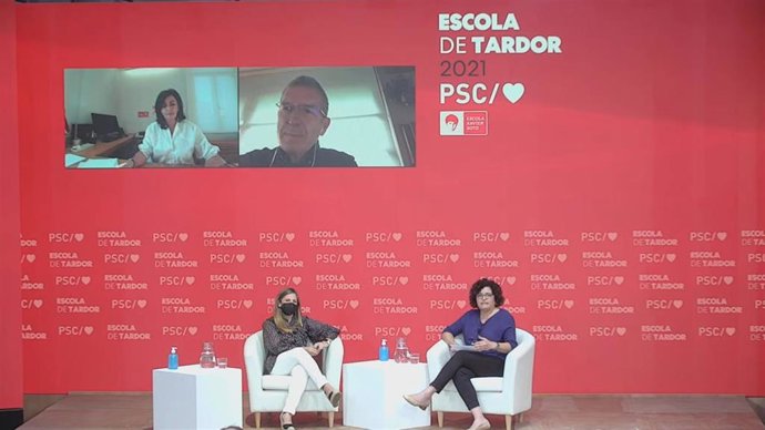 La presidenta del Gobierno de La Rioja, Concha Andreu, el secretario general de Reto Demográfico, Paco Boya, la presidenta de la Diputación de Cádiz, Irene García, y la diputada del PSC en el Parlament Rosa Maria Ibarra