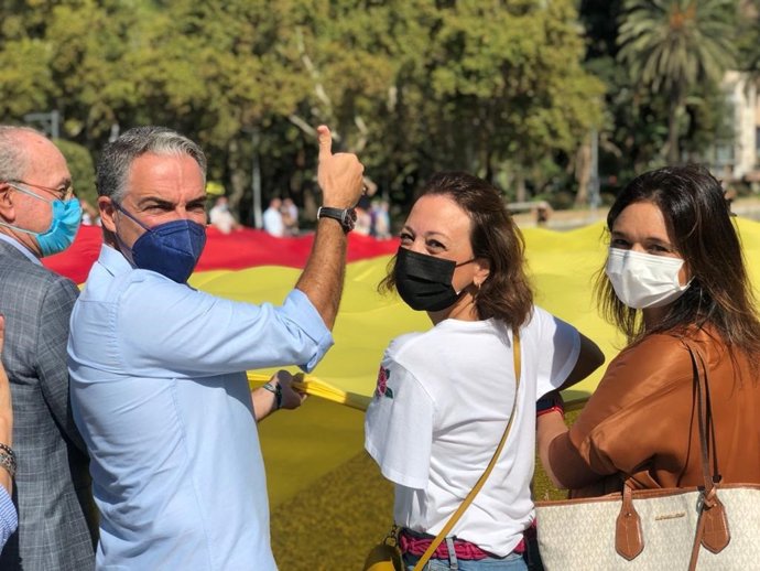 Elías Bendodo, portavoz del PP-A, en un acto por el Día de la Hispanidad en Málaga