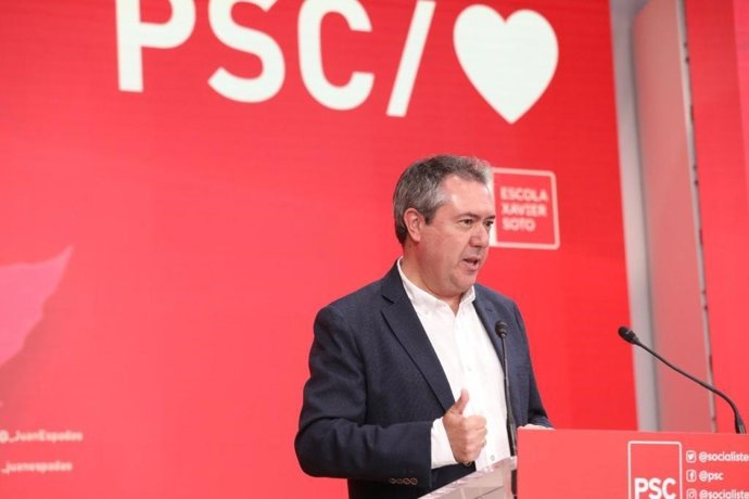 El secretario general del PSOE-A, Juan Espadas, en la Escola de Tardor del PSC en Barcelona.