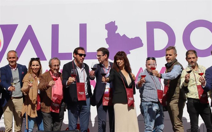 Inauguración de 'Valladolid. Plaza Mayor del Vino'.