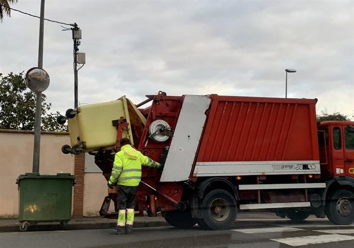 El objetivo es mejorar el servicio y ampliar la frecuencia en la recogida.