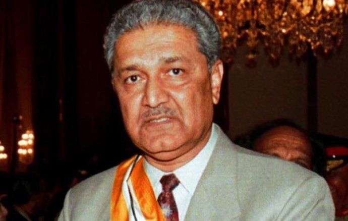 Abdul Qadir Jan, padre de la bomba atómica paquistaní