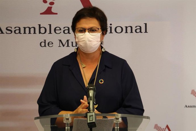 La diputada socialista, Magdalena Sánchez