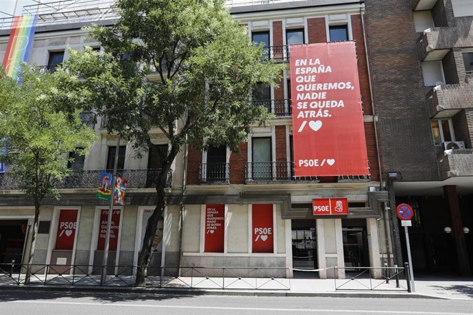 Archivo - Edificio de la sede del PSOE, situado en la calle Ferraz, en Madrid (España), a 24 de julio de 2020.
