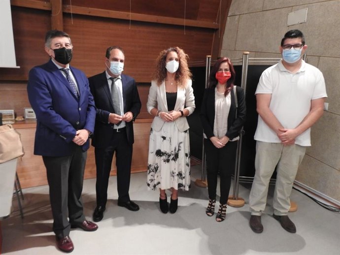 Alcalá de Guadaíra (Sevilla) lanza la segunda edición del programa 'Farmaeduca'.