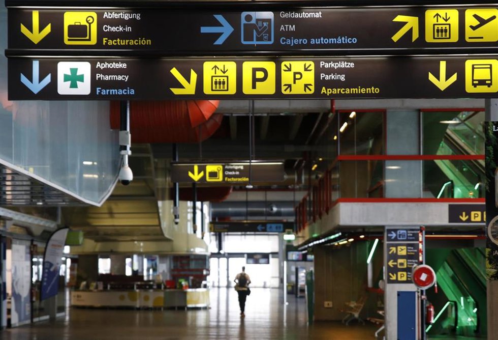 Interior del Aeropuerto de La Palma, a 25 de septiembre de 2021, en La Palma