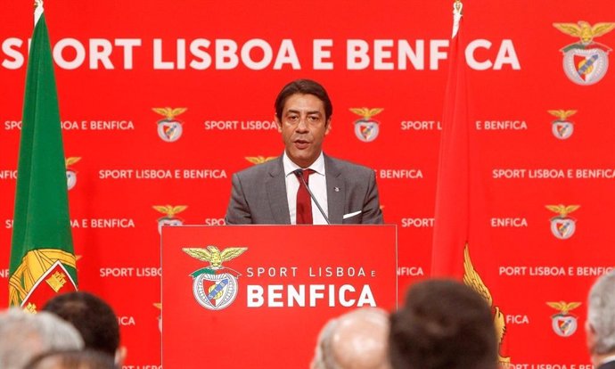 Rui Costa, elegido nuevo presidente del Benfica
