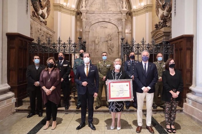 La presidenta del Colegio de Médicos nombrada 'Defensora de Zaragoza' por la Asociación de Los Sitios.