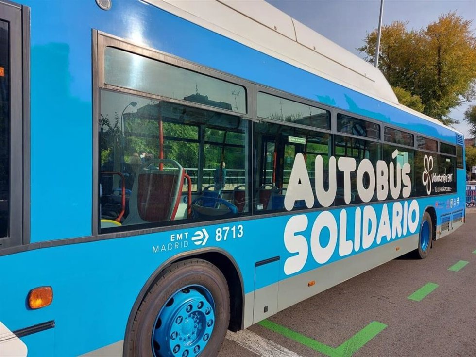 Archivo - Imagen de recurso de un autobús de la EMT.
