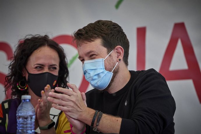 Magen del  exvicepresidente segundo del Gobierno Pablo Iglesias (d).