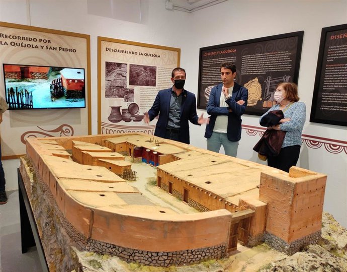 Inauguración del Centro de Interpretación del Yacimiento de La Quéjola