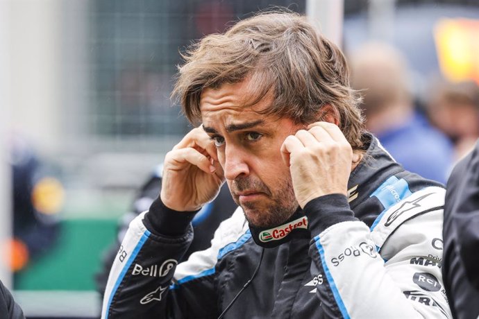 ALONSO Fernando (spa), Alpine F1 A521, portrait during the Formula 1 Rolex Turkish Grand Prix 2021, 16th round of the 2021 FIA Formula One World Championship from October 8 to 10, 2021 on the Istanbul Park, in Tuzla, Turkey - Photo Franois Flamand / DP