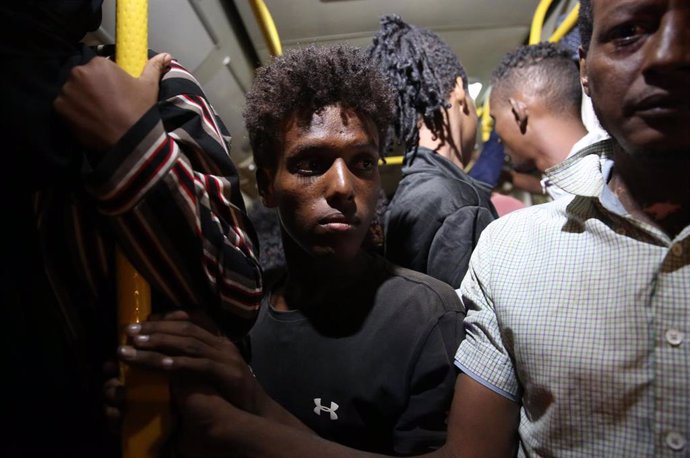 Migrantes detenidos en Libia