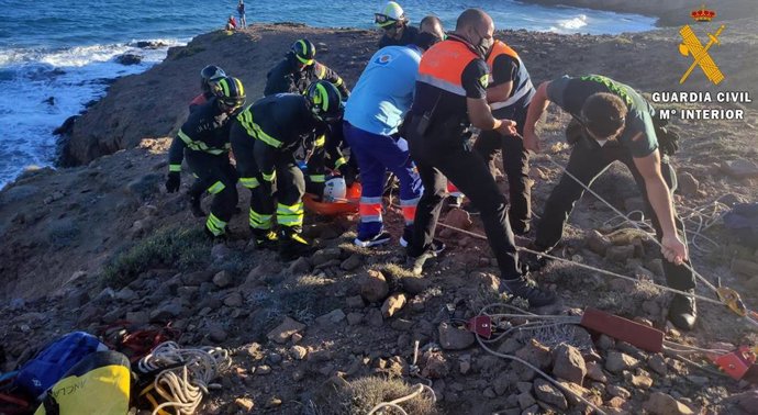Rescate de un senderista en Cabo de Gata.