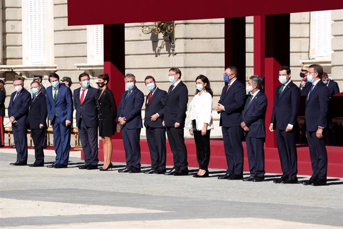 Archivo - Los presidentes autonómicos durante el acto militar por los actos del 12 de octubre de 2020