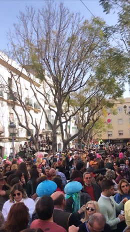 Archivo - Imagen de un carrusel de coros del Carnaval de Cádiz