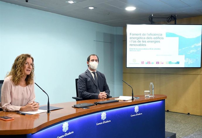 Calvó y Miquel haciendo el balance del plan Renova 2021.