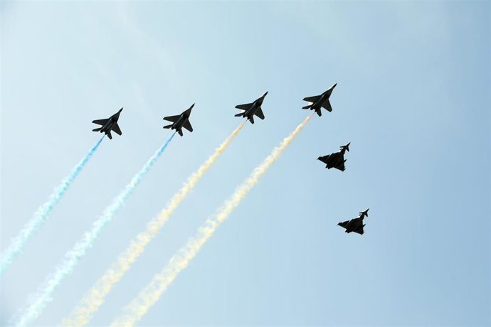 Archivo - Aviones de combate MiG-29