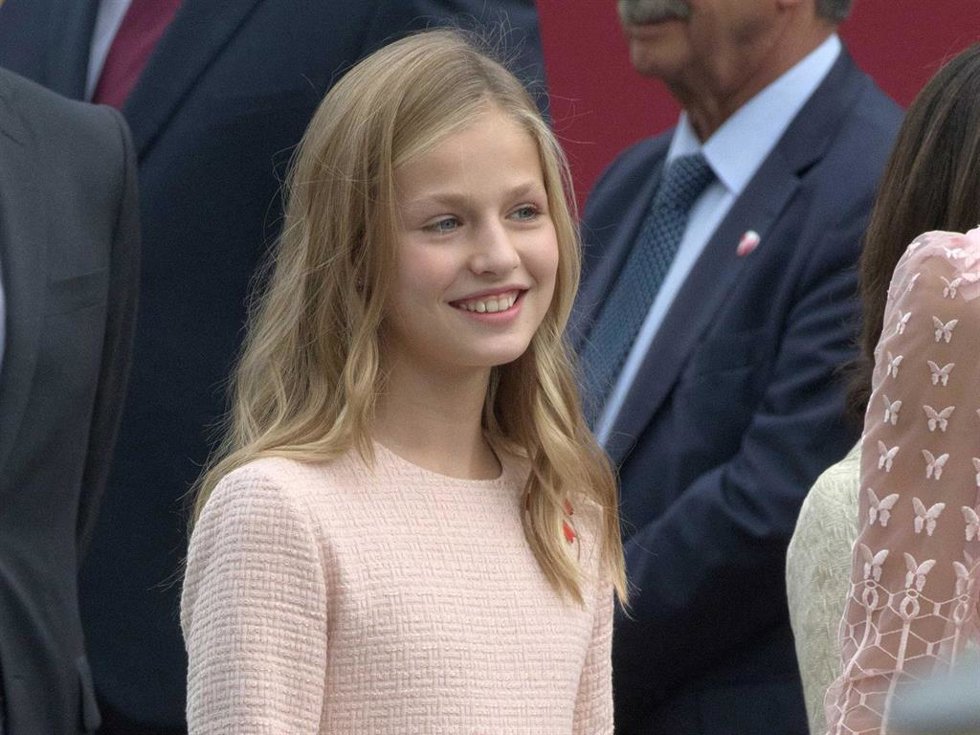 Archivo - La Princesa Leonor durante el desfile militar por el Día de la Hispanidad a 12 de octubre de 2019