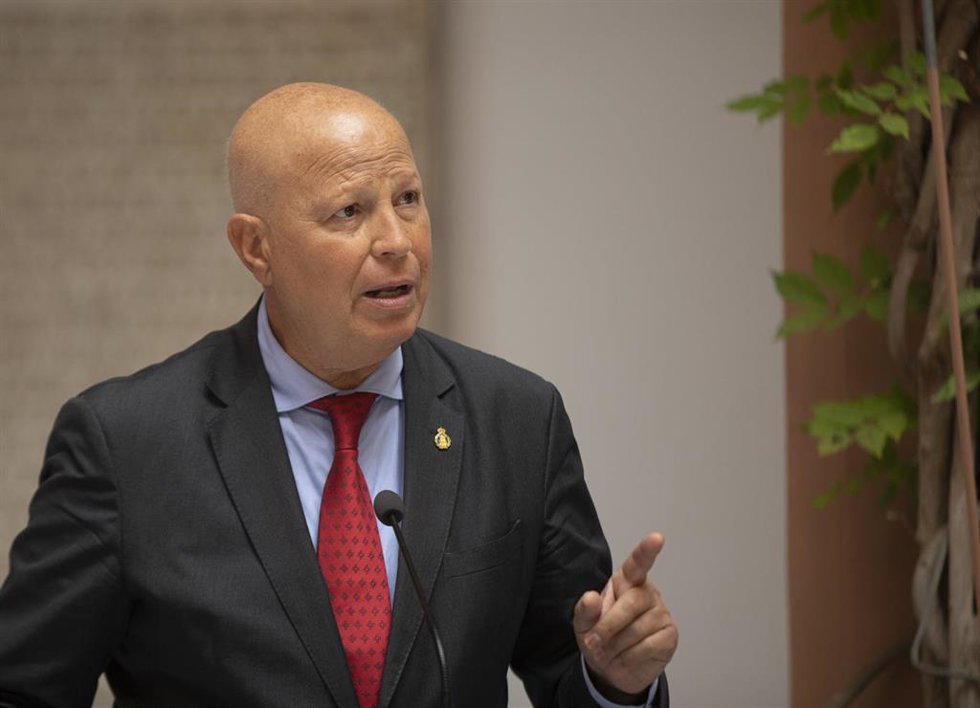 Archivo - El consejero de Educación, Javier Imbroda, en una imagen de archivo