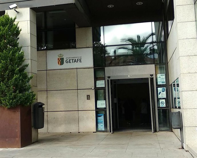 CCOO y Más Madrid rechazan "privatizar" los reconocimientos médicos a la plantilla municipal de Getafe