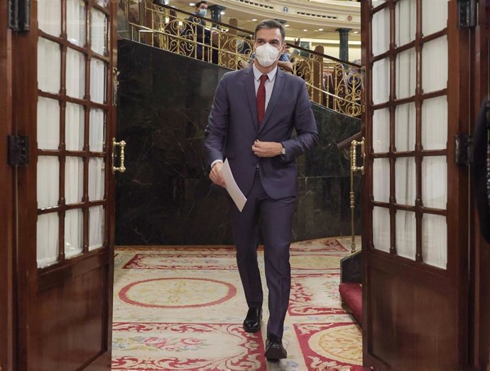 El presidente del Gobierno, Pedro Sánchez, en una sesión de control al Gobierno en el Congreso de los Diputados, a 29 de septiembre de 2021, en Madrid, (España). Durante el pleno, el Ejecutivo central debe hacer frente a las preguntas de la oposición, e