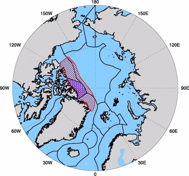 El Océano Ártico y su última zona de hielo proyectada (delineada en rojo), al norte de Groenlandia y el archipiélago ártico canadiense.