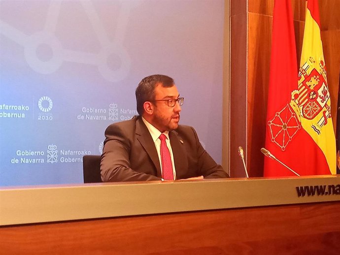Archivo - El portavoz del Gobierno foral, Javier Remírez.