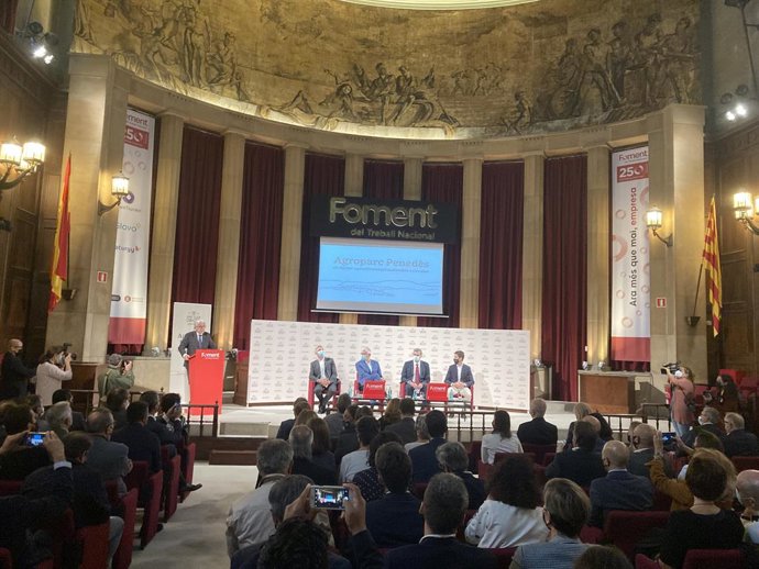 Moment de la presentación del proyecto, en la sede de Foment del Treball.