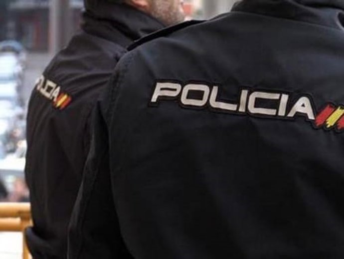 Foto de archivo de varios agentes de la Policía Nacional de Valladolid.