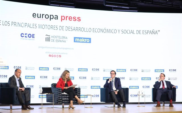 Encuentro Informativo Makro ‘La hostelería, uno de los principales motores de desarrollo económico y social de España’