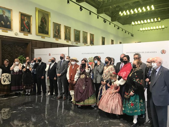 Recepción del alcalde de Zaragoza. Jorge Azcón, a las 58 casas regionales y provinciales de Aragón