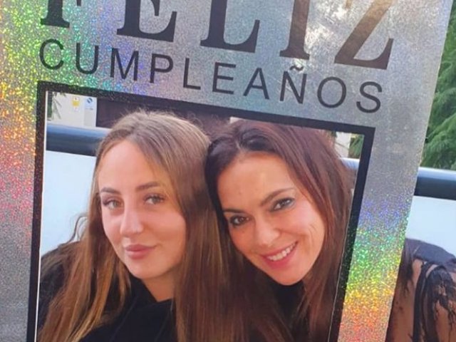 Olga Moreno ha felicitado en redes sociales a Rocío Flores en su 25 cumpleaños