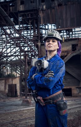 Archivo - Una de las trabajadoras de la minería onubense.