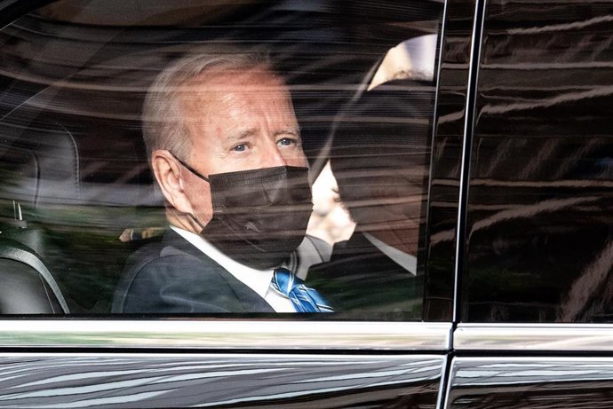 21 September 2021, US, New York: US President Joe Biden in a vehicle as he looks on ahead of the debate of the 76th session of the United Nations General Assembly. Photo: Bernd von Jutrczenka/dpa