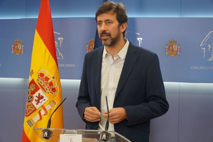 El secretario xeral de Podemos Galicia, Antón Gómez-Reino