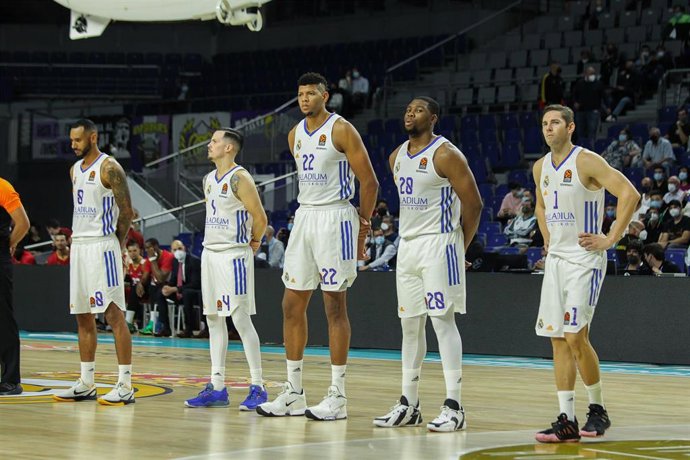Adam Hanga, Thomas Heurtel, Walter Samuel Tavares da Veiga, Guerschon Yabusele and Fabian Causer of Real Madrid look on during Turkish Airlines Euroleague basketball match between Real Madrid and A.S. Monaco at Wizink Center on October 13th, 2021 in Mad