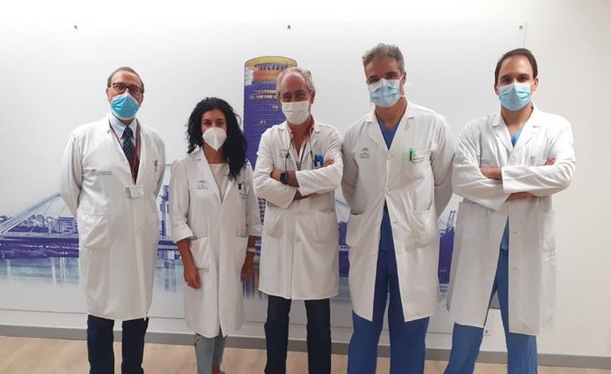 Parte del equipo de Cirugía General del Hospital Macarena