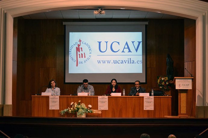 Archivo - Firma del convenio.