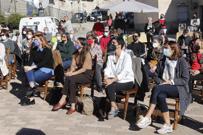 La secretaria de Estado de Igualdad y Contra la Violencia de Género, Ángela Rodríguez; la ministra de Igualdad, Irene Montero, y la directora del Instituto de las Mujeres, Toni Morillas, durante el acto por el Día Internacional de las Mujeres Rurales