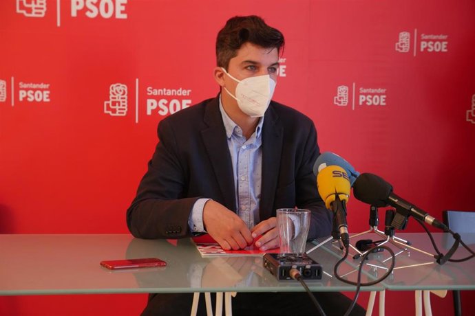 El portavoz del PSOE de Santander, Daniel Fernández