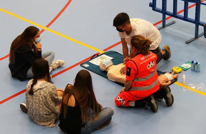 Un total de 240 jóvenes reciben en Málaga formación en reanimación con motivo del Día Europeo ante la Parada Cardíaca