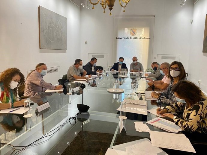 El Govern informa al sector del transporte de la nueva convocatoria de ayudas de 2,7 millones