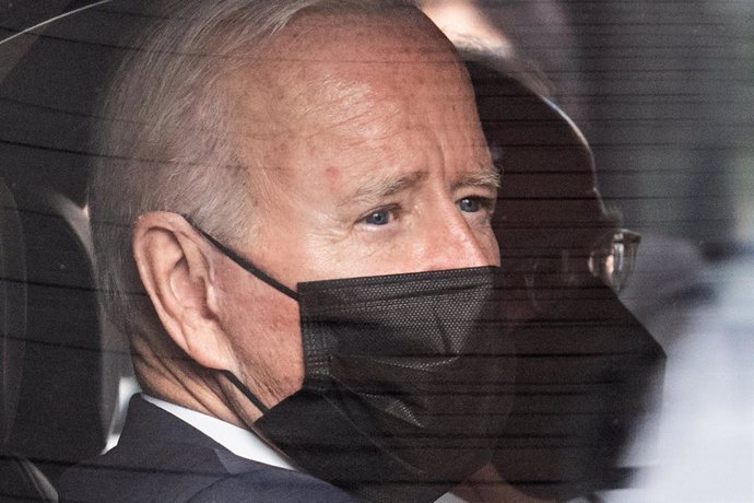 21 September 2021, US, New York: US President Joe Biden in a vehicle as he looks on ahead of the debate of the 76th session of the United Nations General Assembly. Photo: Bernd von Jutrczenka/dpa
