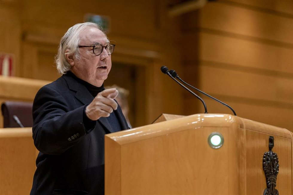 El ministro de Universidades, Manuel Castells, en una sesión de control al Gobierno en el Senado el pasado 5 de octubre de 2021