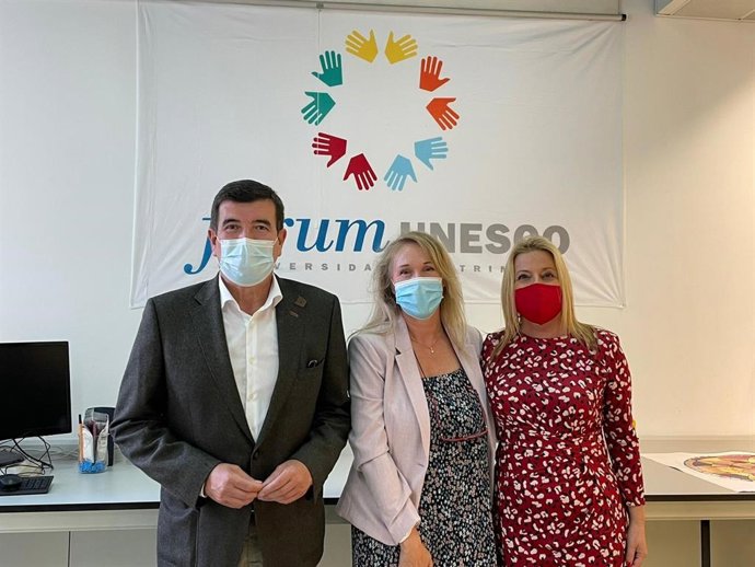 El grupo Ciudadanos (Cs) en el Ayuntamiento de Valencia ha presentado la propuesta de ampliación de la declaración como Patrimonio Mundial de la Lonja de Mercaderes a la Cátedra Unesco de la Universidad Politécnica y a la Facultad de Historia de la Univ