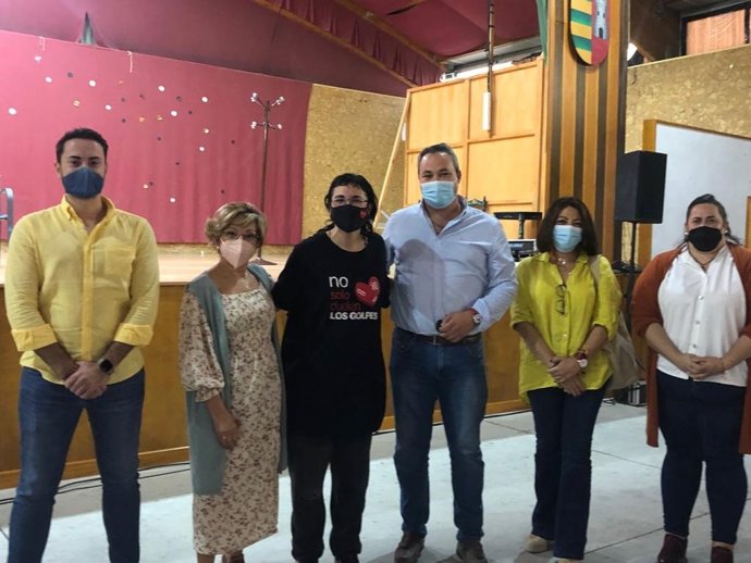 Representación de 'No sólo duelen los golpes' en Paterna.