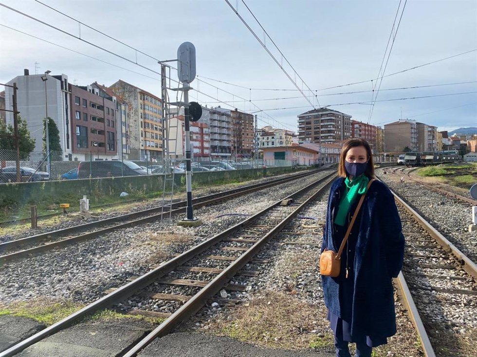 La portavoz del PP en el Ayuntamiento de Torrelavega, Marta Fernández Teijeiro