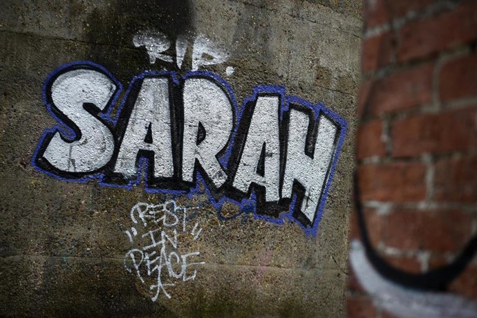 Archivo - Grafiti en homenaje de Sarah Everard en Clapham, Reino Unido. 