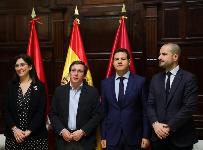 La alcaldesa de Pozuelo, el alcalde de Madrid, el alcalde Majadahonda y el alcalde de Las Rozas
